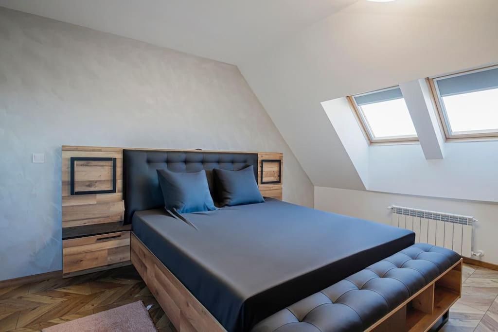 20% Discount! 2 Bedroom Vitosha View Apartment *
